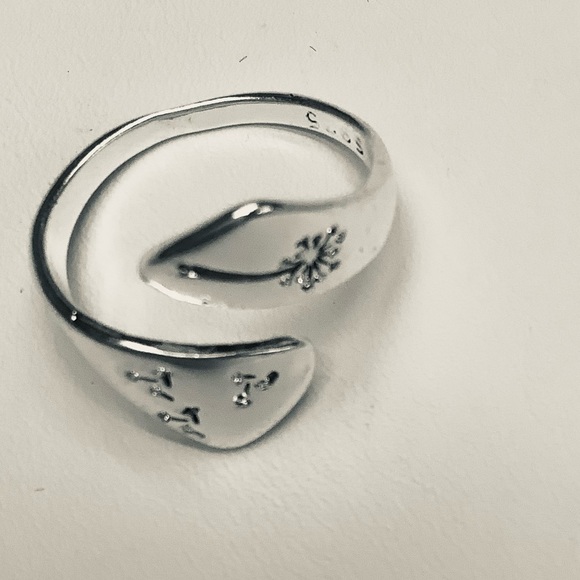 Dandelion Wishes Sterling Silver Adjustable Ring - Picture 5 of 15